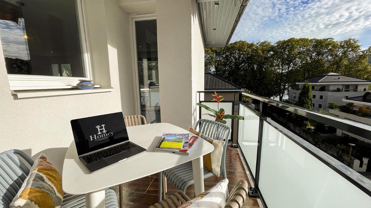 Homey Montaigne - New - A 1 Min A Pied Du Lac D'Annecy - 2 Balcons Prives - Appartement Avec 2 Chambres - Stationnement Gratuit Toute L'Annee Sauf En Ete - Juin A Aout מראה חיצוני תמונה